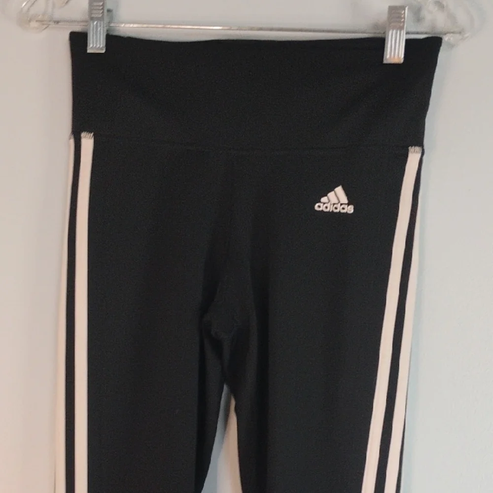 Adidas Black w/ White Stripes Activewear Leggings Size S Sporty Athleisure